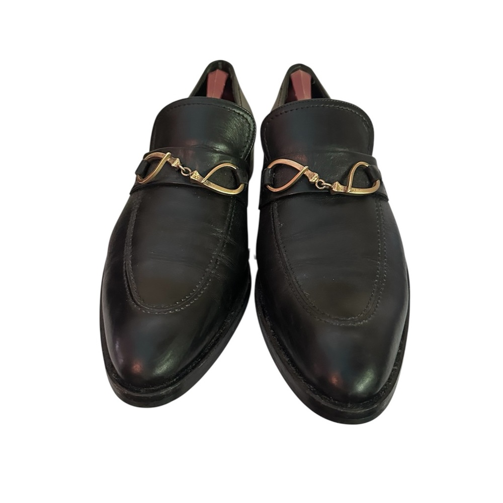 Gucci Black Leather Loafers with Gold Accent